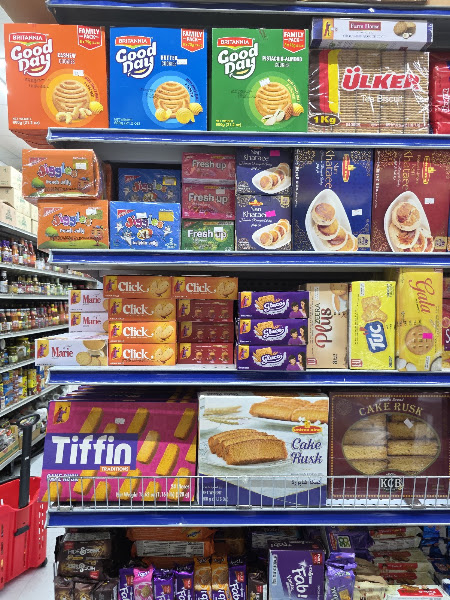 Tawakkul Grocers And Halal Meat 2