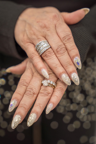 Varnish Nail Lounge 2