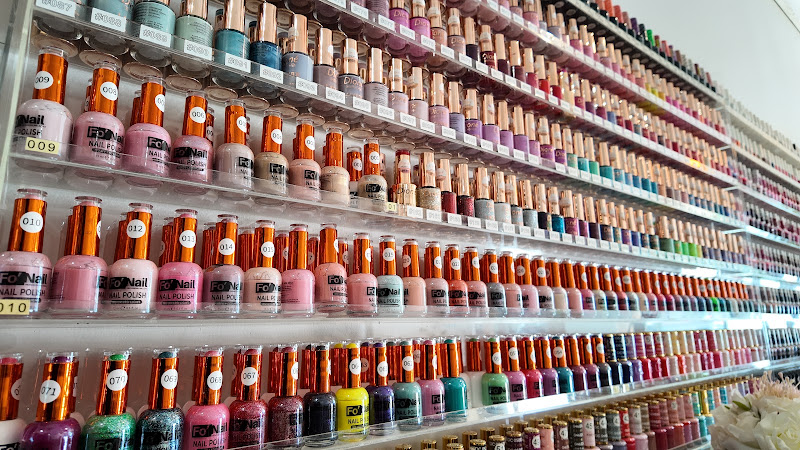 CR Nails Design 3
