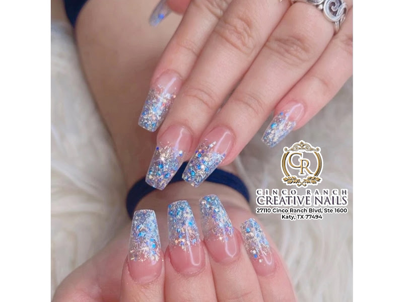 C-R Creative Nails 4