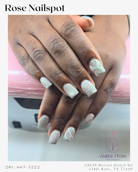 Rose Nailspot 3