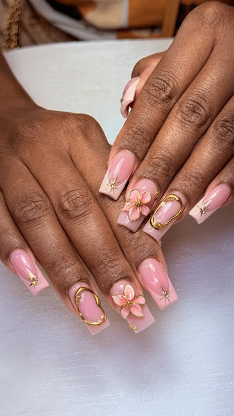 Guess Nails 1