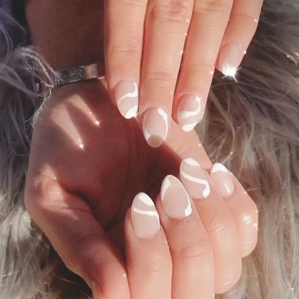 Polished Nails Studio 2