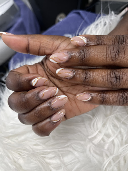 Simply Nails & Spa 4