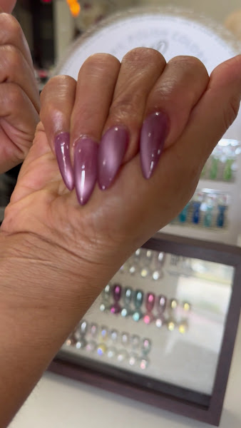 Happy Nails N Facial 2