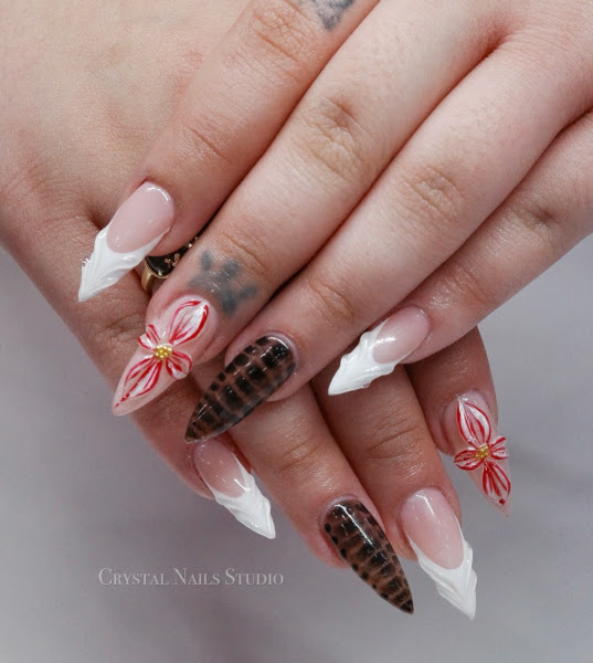 Crystal Nails Studio 3