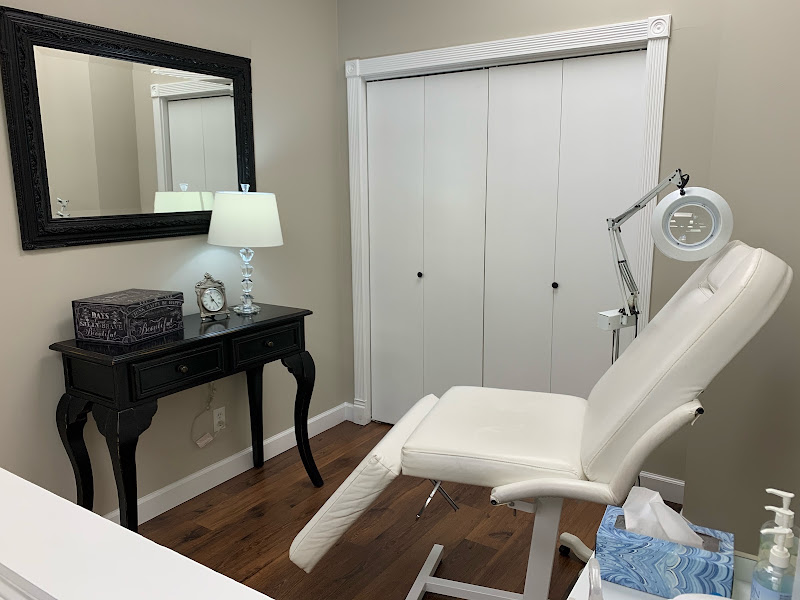 Secrets Salon 5