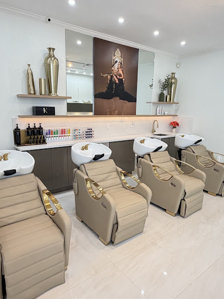 Meninas Salon & Spa by Mami Juancha 3