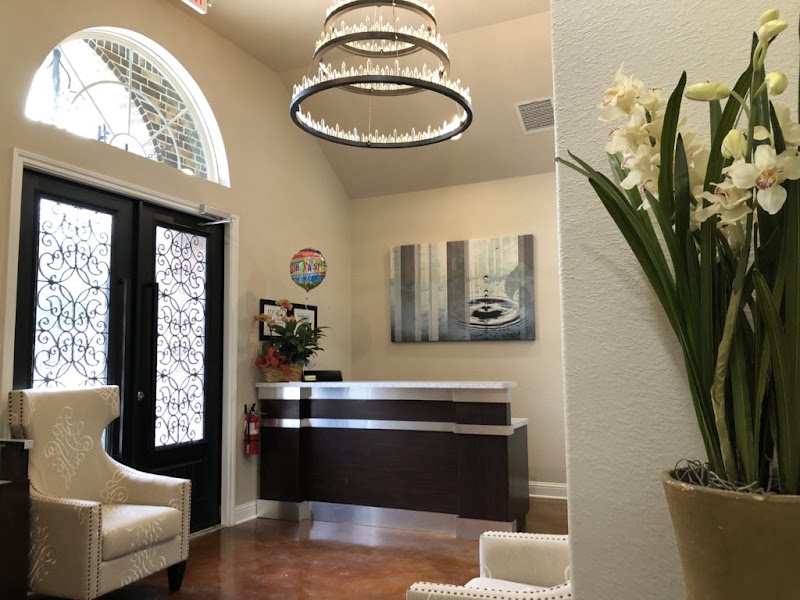 AVENUE SALON 2