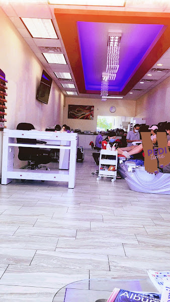 Signature Salon | Hair, Nail 2