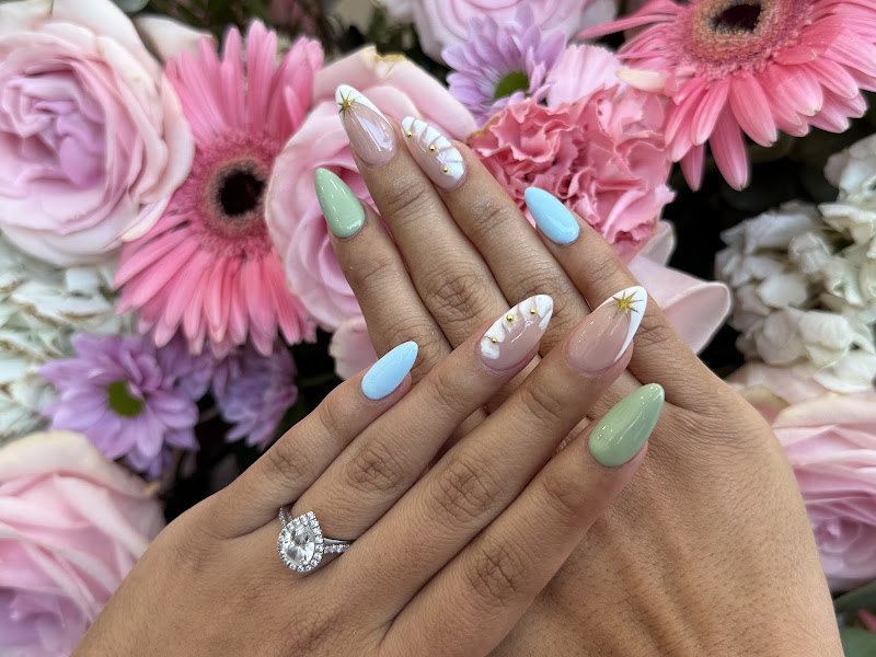 Apollo Nails & Spa 4
