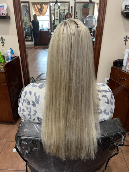 Pari's Gallery Hair Salon & Spa 2