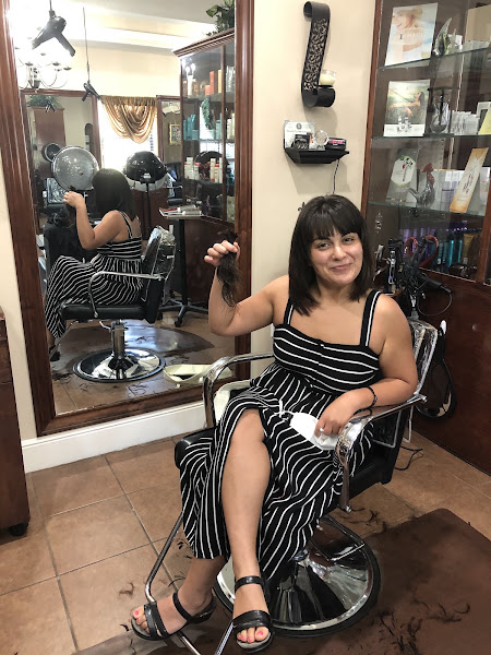 Pari's Gallery Hair Salon & Spa 4