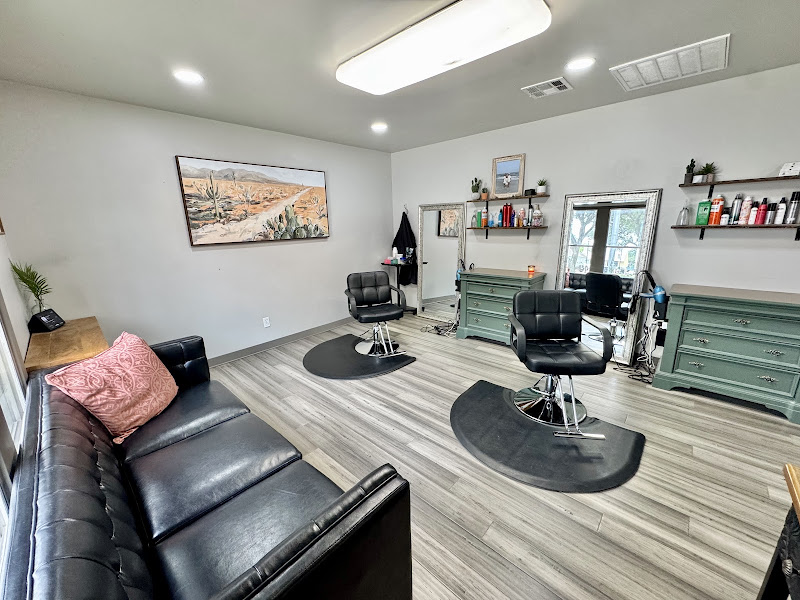 Live Oak Salon 3