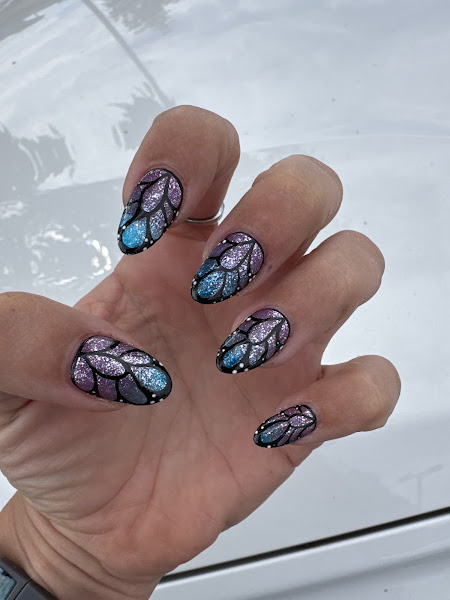 LULU NAILS 4