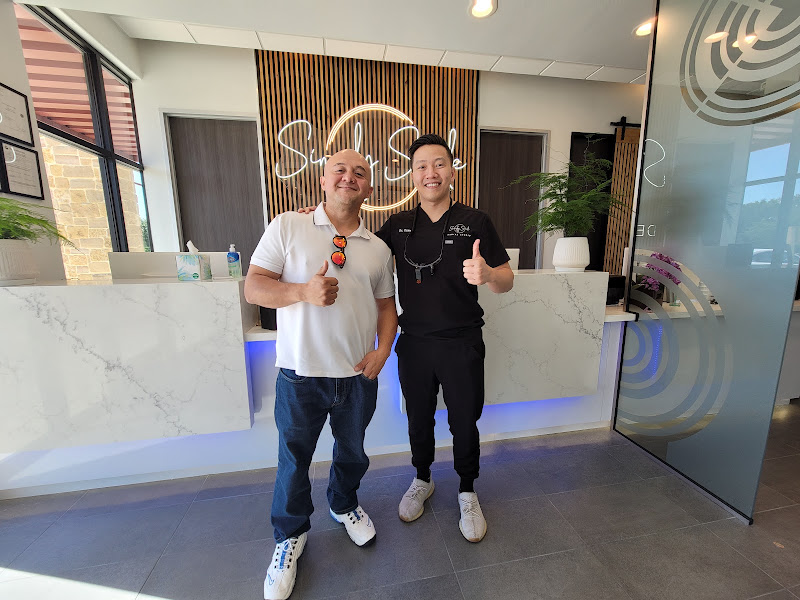 Simply Smile Dental Studio 4