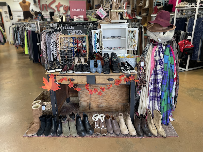 InStyle Fashion Resale Boutique 3