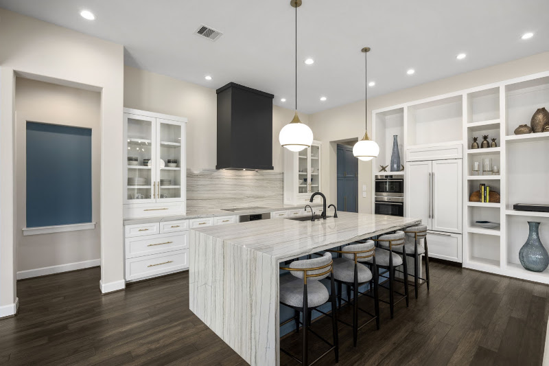 COMPASS | Real Estate Agent 5