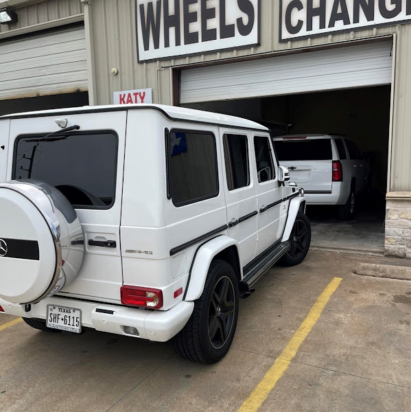 Kingsland Auto Repair & Tires 2