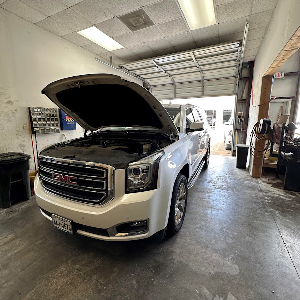 Kingsland Auto Repair & Tires 4