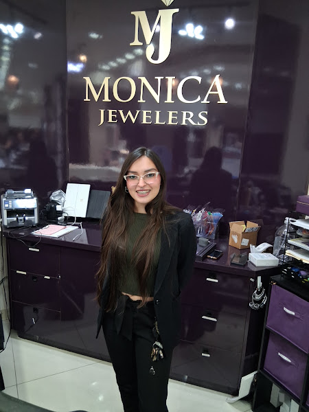 Monica Jewelers 5