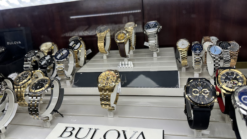 Jewelry Box Outlet 4