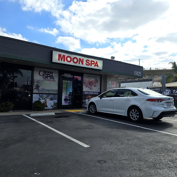 MOON SPA 1