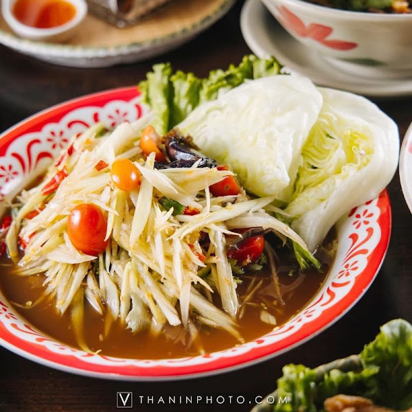 Black Thai Authentic Cuisine 3