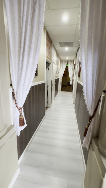 Ark Massage & Spa 2