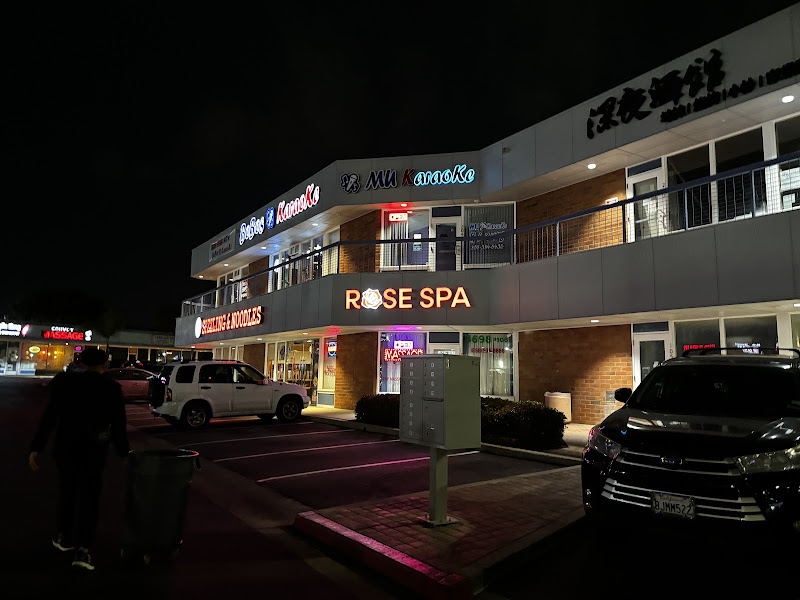 Rose Massage 4