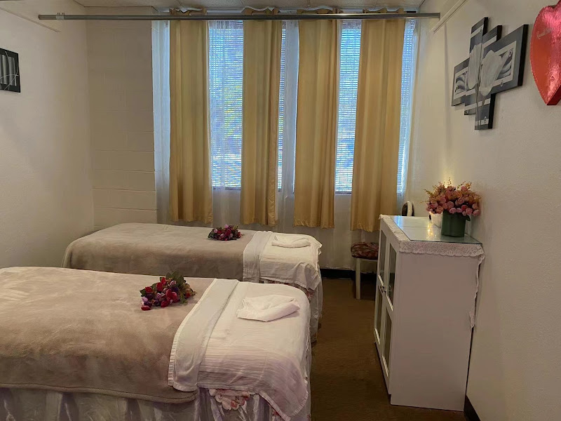 PB Massage & Spa 3