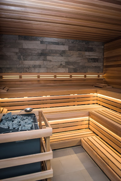 Oceanic Massage & Spa 3