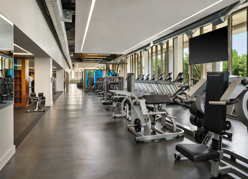 AquaVie Fitness + Wellness Club 4