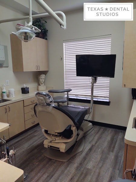 Carrollton Dental Studio - Dr Linh Nguyen 5