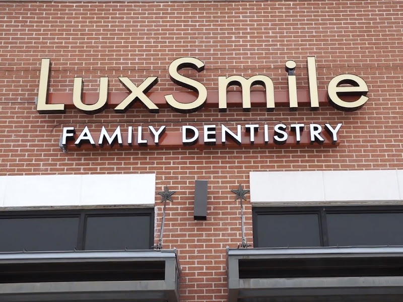 LuxSmile Family Dentistry of Carrollton 3