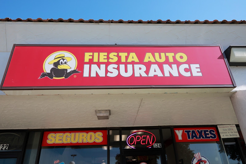 Fiesta Auto Insurance & Tax Service 2
