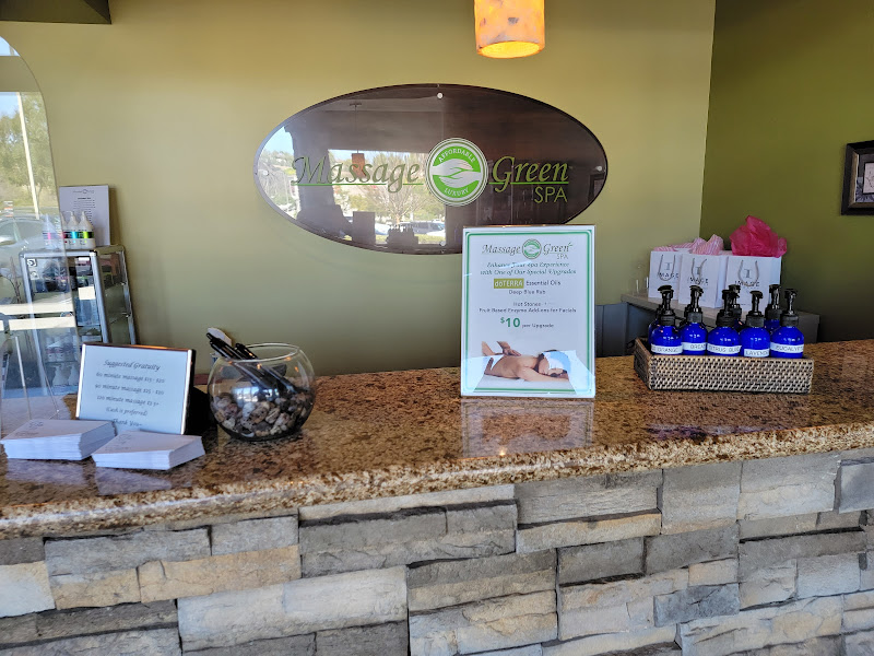 Hand & Stone Massage and Facial Spa 3