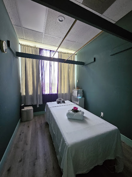 Premium Healings Thai Massage & Spa 2