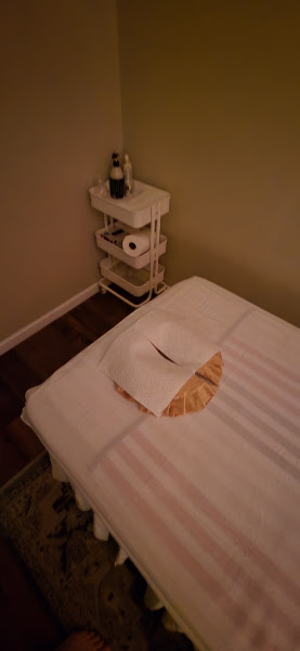 Sunny Massage 4