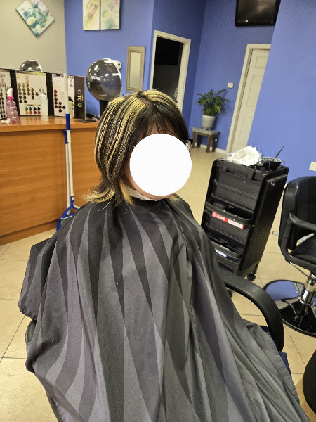 Kim's Hair and Nail Studio 2