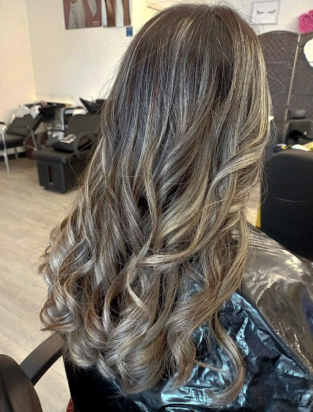 La Belleza Hair Salon 2