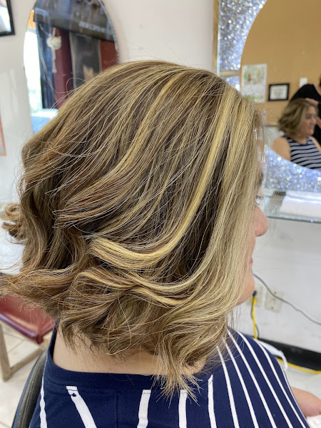 Luxy Hair Salon