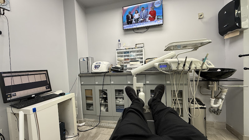 Universe Dental Center 2