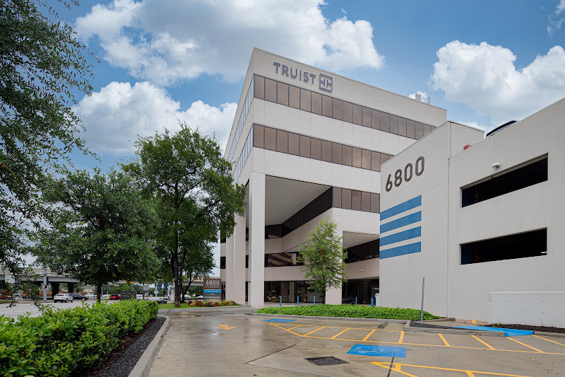 West Loop Dental Aesthetics 2