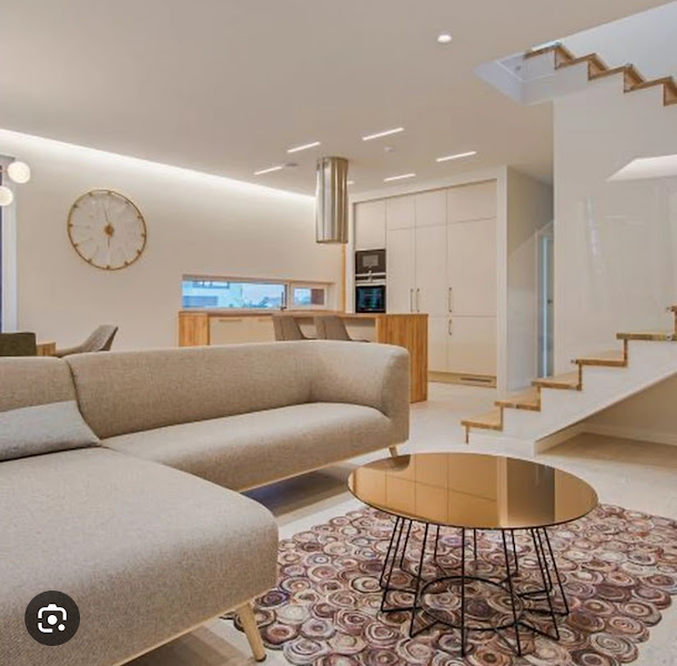 Thanh Le, Realtor 4
