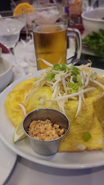 Manee Thai Cuisine & Bar Frisco 2