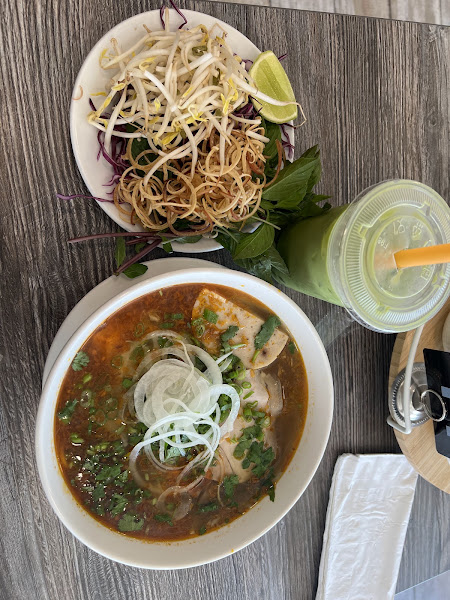 Highland Pho & Grill 3