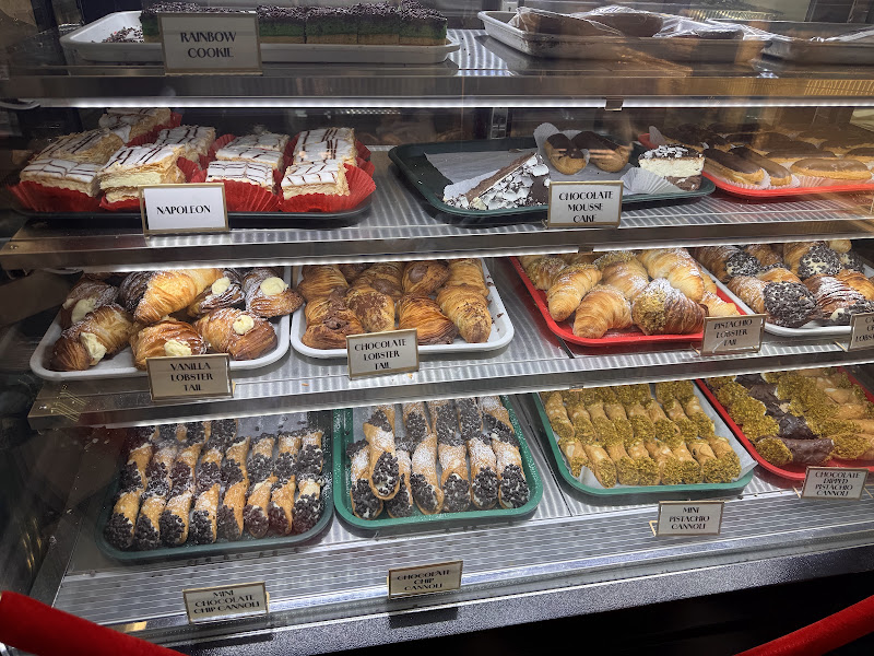 Pietro's Italian Bakery 3