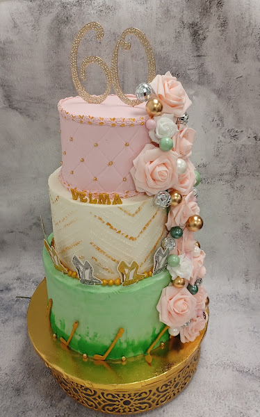 La Crème Bakery Café 3