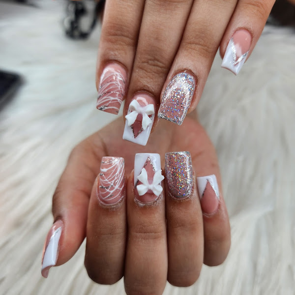 American Nail Salon & Bar 4